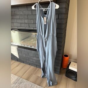 Tahari Women's Light Blue Sleeveless Jumpsuit